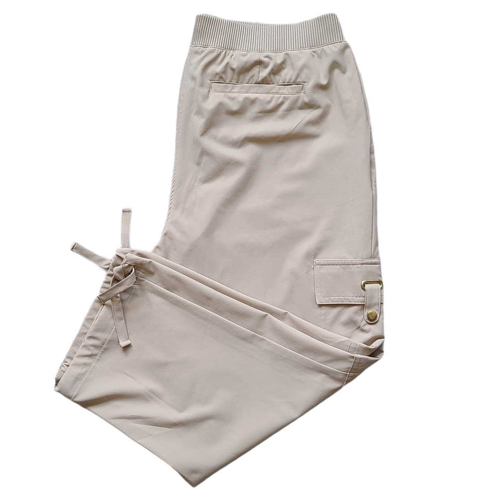 Zenergy By Chico's Neema Dylan Cargo Crop Pants